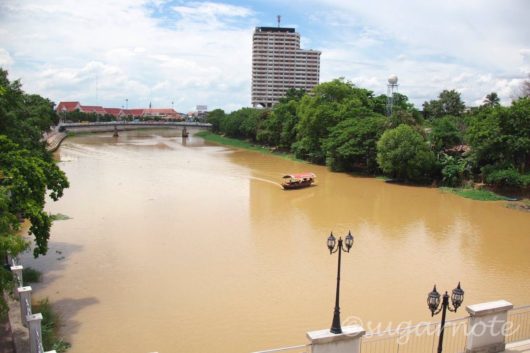 Surrounded area of Warorot Market in Chiang Mai, ワローロット市場周辺, Ping River, ピン川