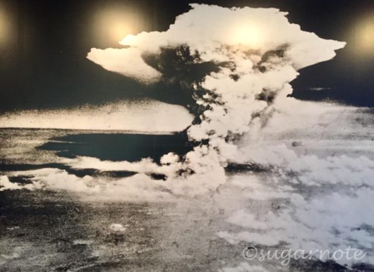 広島平和記念資料館, Hiroshima Peace Memorial Museum, きのこ雲の写真